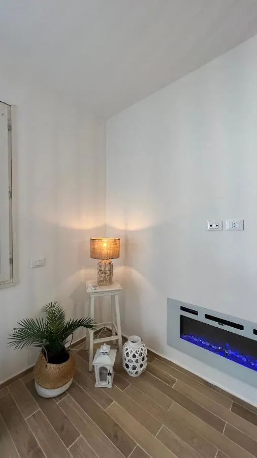 Il Faro Beach House Marina Di Pisa 0*,
